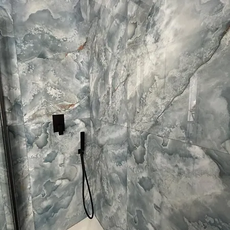 דירה Core E Core *